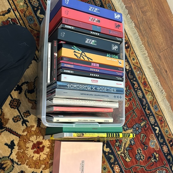 K-Pop merch - Black Pink, TXT, Enhypen and Ateez only -NOT stray kids albums - Picture 8 of 8